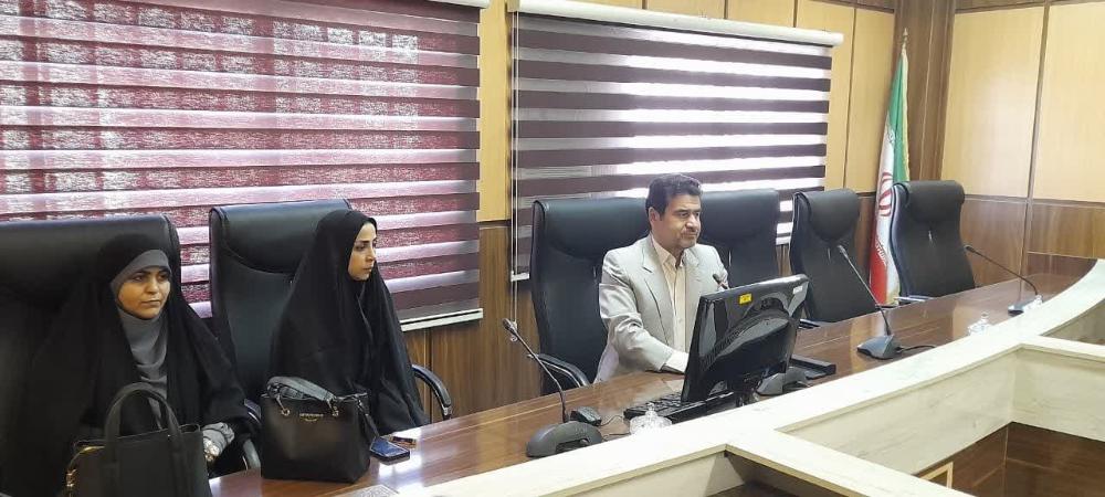 بازدید دانش آموزان دبیرستان دخترانه بصیرت شهرستان محمودآباد از دانشکده حقوق و علوم سیاسی